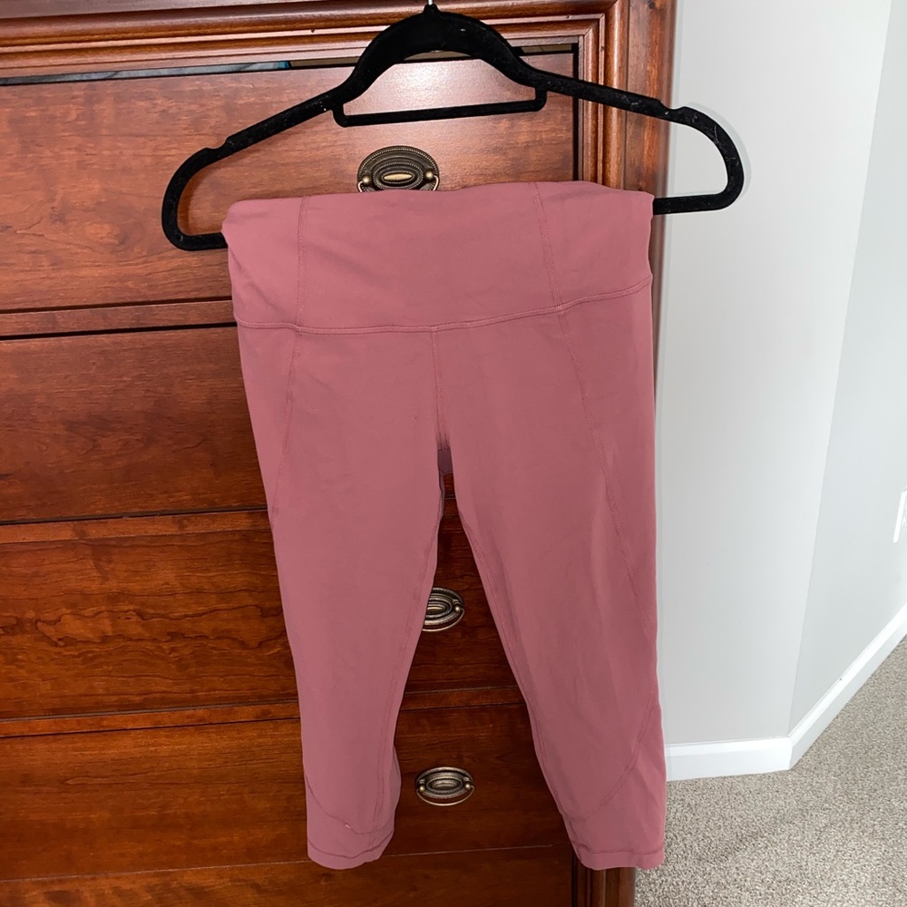 Athleta Salutation Tight 7/8